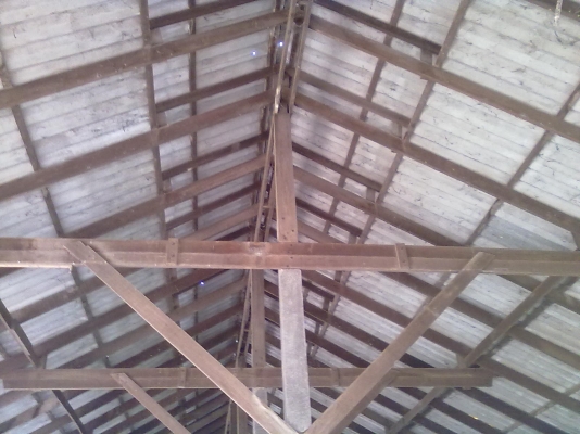 ขายโครงสร้างไม้เก่า ขนาดใหญ่ จำนวนมาก  ไม้เต็ง สภาพสวย ราคาถูก  ครับ  081-1755103