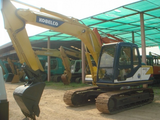 ละอองดาวแทรคเตอร์ ขาย รถแบคโฮ ยี่ห้อ KOBELCO SK120-1 มือสองเก่าจากนอกสภาพดีราคาถูก พร้อมสำหรับการใช้งาน