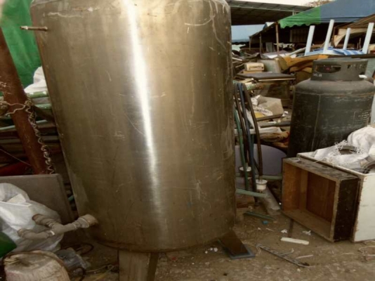 ขายถังสแตนเลส ครับ