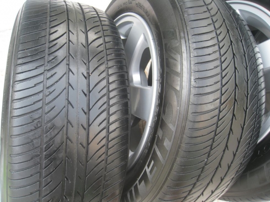 ขายล้อแม็กเดิม mitsubishi pajero 16"x7" 6/139 et38+ยางปี 10( 081-3747940 )