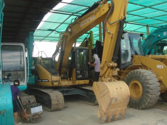 ละอองดาวแทรคเตอร์ ขาย รถแบคโฮ CAT 313 มือสองเก่าจากนอกสภาพดีราคาถูก พร้อมสำหรับการใช้งาน