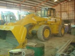 ละอองดาวแทรคเตอร์ ขาย รถตักล้อยาง ยี่หัอ TCM 850-2  มือสองเก่าจากนอกสภาพดีราคาถูก พร้อมสำหรับการใช้งาน