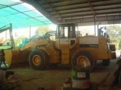 ละอองดาวแทรคเตอร์ ขาย รถตักล้อยาง ยี่หัอ TCM 850-2  มือสองเก่าจากนอกสภาพดีราคาถูก พร้อมสำหรับการใช้งาน