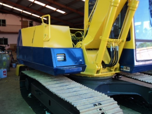 ละอองดาวแทรคเตอร์ ขายรถแบคโฮยี่หัอ KOMATSU PC100-5มือสองเก่าจากนอกสภาพดีราคาถูก พร้อมสำหรับการใช้งาน