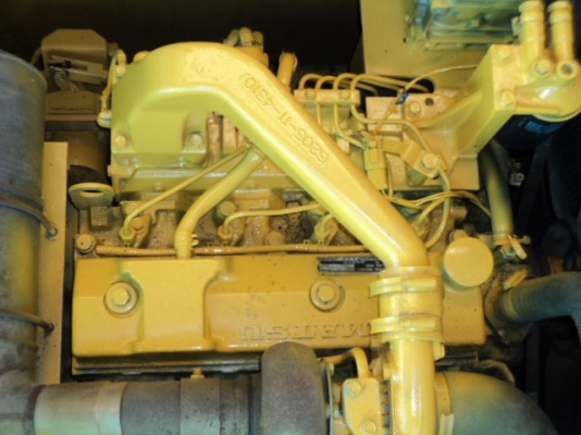 ละอองดาวแทรคเตอร์ ขายรถแบคโฮยี่หัอ KOMATSU PC100-5มือสองเก่าจากนอกสภาพดีราคาถูก พร้อมสำหรับการใช้งาน