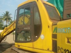 ละอองดาวแทรคเตอร์ ขายรถแบคโฮยี่หัอ KOMATSU PC120-6 มือสองเก่าจากนอกสภาพดีราคาถูก พร้อมสำหรับการใช้งาน