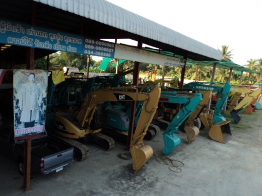 ละอองดาวแทรคเตอร์ ขาย รถดัน ยี่ห้อ KOMATSU WA100-1 มือสองเก่าจากนอกสภาพดีราคาถูก พร้อมสำหรับการใช้งาน