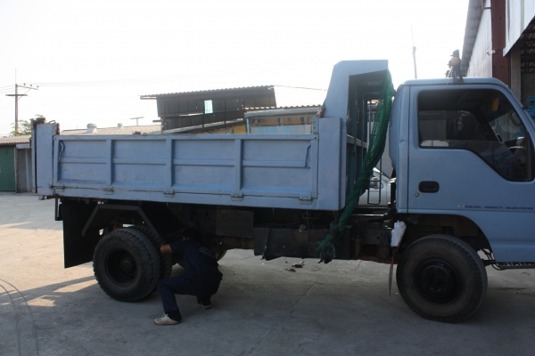 หกล้อดั้ม npr หัวการ์ตูนปี 44 หกล้อดั้ม npr หัวการ์ตูนปี 44