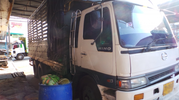 HINO FL17 หัวเปลี่ยน เครื่องเปลี่ยน ช่วงล่างสิงห์ไฮเทคค่ะ คุณว่าน จ.พิจิตร. มัดจำเรียบร้อยแล้วจ๊ะ HINO FL17 หัวเปลี่ยน เครื่องเปลี่ยน ช่วงล่างสิงห์ไฮเทคค่ะ คุณว่าน จ.พิจิตร. มัดจำเรียบร้อยแล้วจ๊ะ