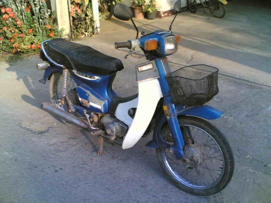 ขายC700Cdi(น้ำเงิน)เล่มทะเบียนพร้อมชุดโอนเครื่องดีอะไหร่เดิมเกือบครบขาย 8000 บาท