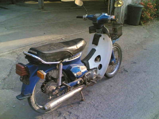 ขายC700Cdi(น้ำเงิน)เล่มทะเบียนพร้อมชุดโอนเครื่องดีอะไหร่เดิมเกือบครบขาย 8000 บาท