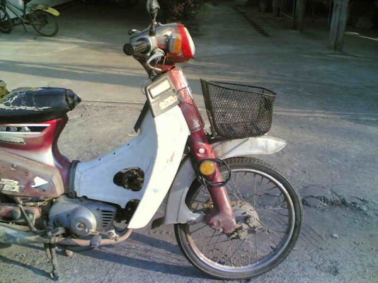 ขายC700(แดง2)เล่มทะเบียนพร้อมชุดโอนเครื่องดีอะไหร่เกือบครบขาย 6900 บาท