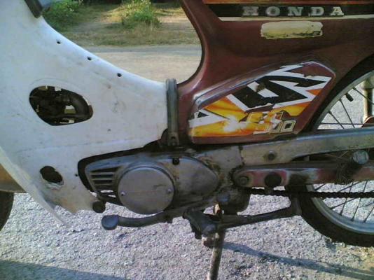 ขายC700(แดง2)เล่มทะเบียนพร้อมชุดโอนเครื่องดีอะไหร่เกือบครบขาย 6900 บาท