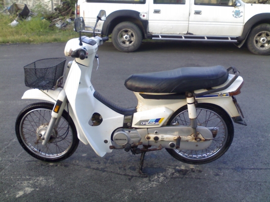 Dream100ขาวคุณครูภาค5รถแท้รักษาดี เครื่องดี ไฟสวย ไมล์ใสไม่ขุ่นไม่เหลือง พร้อมประกวด ออกทริปได้ทันที