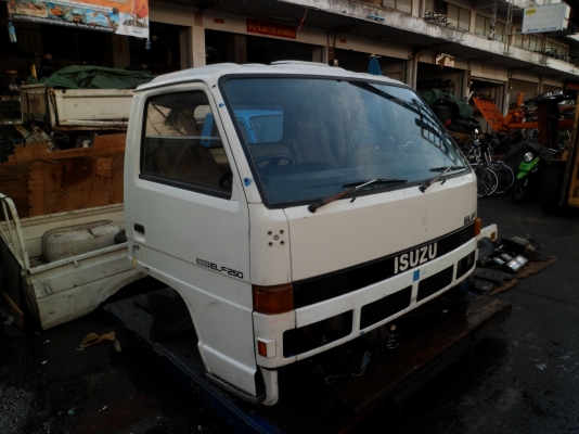 ขายหัวเก๋ง isuzu npr