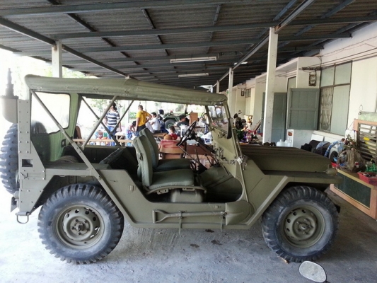 *** --------    ขาย jeep m 151 a1 เครื่องเดิมๆ พร้อมยางใหม่ 4 เส้น   ------ ****