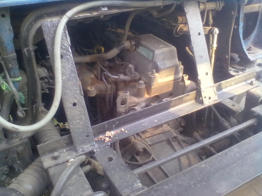 ขาย 6ล้อดั้มเล็ก TOYOTA  BU61 เครื่องแรง ดั้มดี ทะเบียนเต็มเอกสารพร้อมโอน