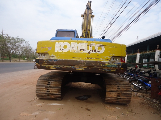 ขายรถแบคโฮKOBELCO 6สูบ SK200 ตีนตะขาบ สภาพสวยพร้อมใช้งาน เอกสารเล่มทะเบียนครบ สนใจดูรถก่อน