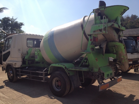 รถโม่ปูนมิตชู 3คิว