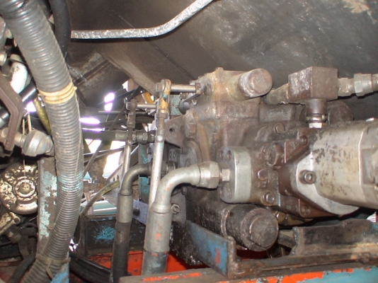 ขายด่วนรถเกี่ยวพร้อมลุยนาปรัง