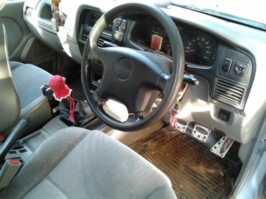 ISUZU DRAGON POWER SPACE CAB SLX 2.5 MT ปี 2001 รถบ้านสภาพดีพร้อมใช้งานเดิมๆ เครื่องแน่นดีประหยัดสุด ภายในเก๋งสวยอุปกรณ์อยู่ครบ แอร์เย็น พวงมาลัยเพาเวอร์ กระจกไฟฟ้า กระบะปูพื้นแม็กลายเนอร์ ช่วงล่างแน่น ล้อแม็กสวย เอกสารทะเบียนภาษีครบไม่มีขาดพร้อมโอนครับ ISUZU DRAGON POWER SPACE CAB SLX 2.5 MT ปี 2001 รถบ้านสภาพดีพร้อมใช้งานเดิมๆ เครื่องแน่นดีประหยัดสุด ภายในเก๋งสวยอุปกรณ์อยู่ครบ แอร์เย็น พวงมาลัยเพาเวอร์ กระจกไฟฟ้า กระบะปูพื้นแม็กลายเนอร์ ช่วงล่างแน่น ล้อแม็กสวย เอกสารทะเบียนภาษีครบไม่มีขาดพร้อมโอนครับ