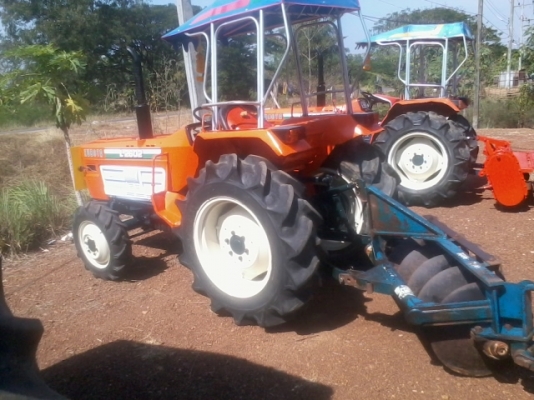 ขายรถแทรคเตอร์