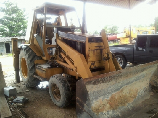 ด่วนๆ..ตักหน้าขุดหลังCAT428B เล่มทะเบียน เพลาเดียว สวยๆ