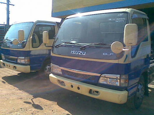 อีซูซุ 6 ล้อ NPR เครื่องยนต์ NGV 100 \% นำเข้าจากญี่ปุ่น จดทะเบียนพร้อมใช้