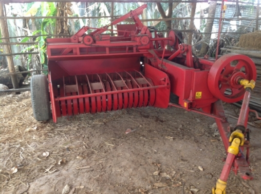 ขายเครื่องอัดฟาง