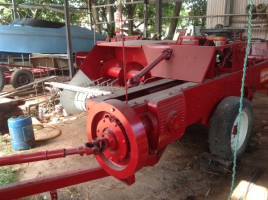 ขายเครื่องอัดฟาง