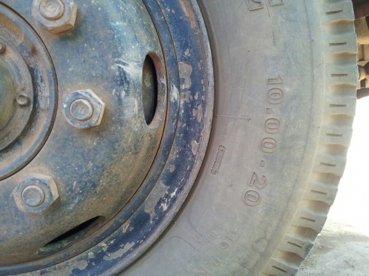 ต้องการขายรถโม่6ล้อ