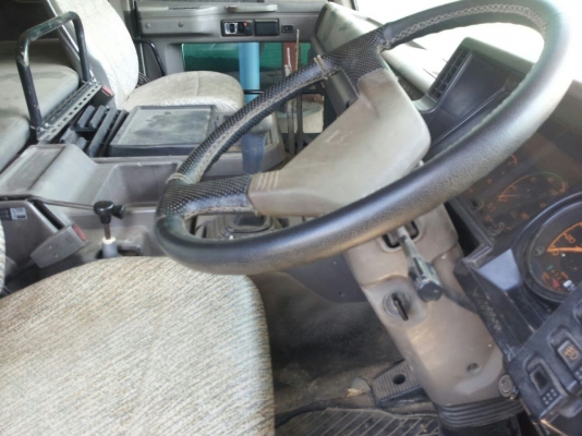 ต้องการขายรถโม่6ล้อ