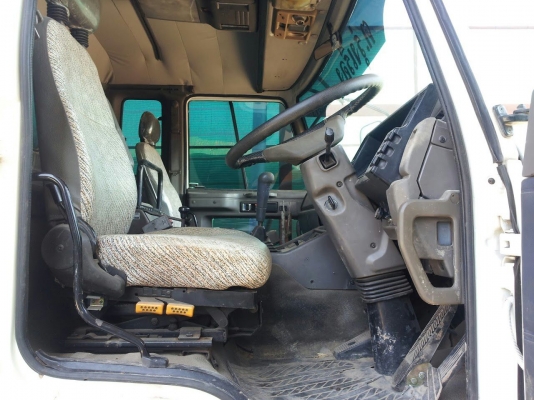 ต้องการขายรถโม่6ล้อ