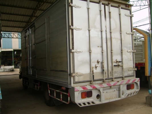6ล้อ HINO FC4J 145แรงbo ตู้ทึบ4บาน 5.50เมตร