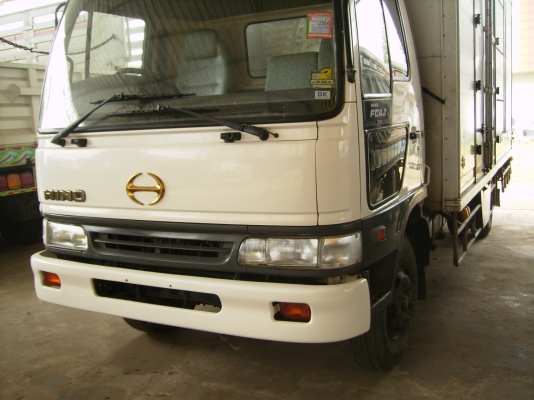 6ล้อ HINO FC4J 145แรงbo ตู้ทึบ4บาน 5.50เมตร