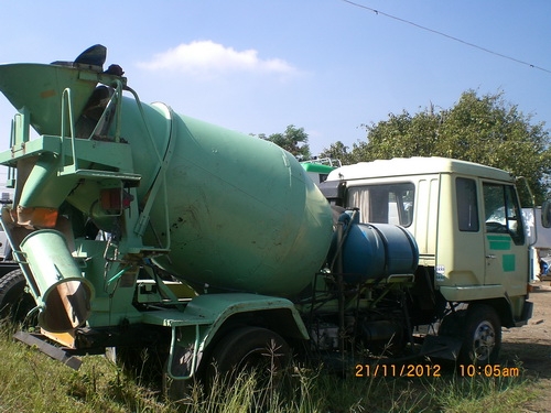 โม่ 3.4 คิว เก่านอก สภาพพร้อมใช้งาน