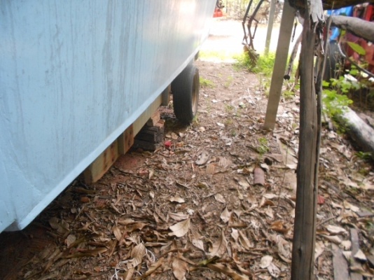 ขายเรือสปีดโบท พร้อมเถเรอ เหมาะสำหรับตกแต่งรีสอท ไม่มีเครื่องยนต์