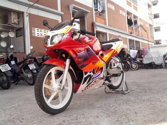 ขออนุญาติขาย HONDA NSR150 RR มือเดียว สีแดงขาว ล้อแม็ก ขออนุญาติขาย HONDA NSR150 RR มือเดียว สีแดงขาว ล้อแม็ก