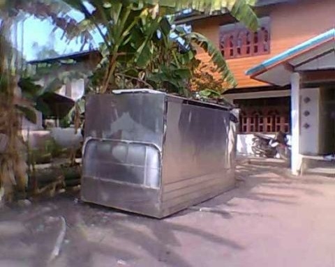 ขาย อีซูซุ100 แรง ปี53 พร้อมตู้แห้ง และคอกเสริมข้าง เอกสารพร้อม โอน แอร์เย็น เพาเวอร์พร้อม