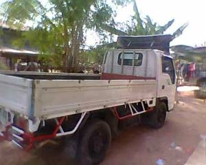 ขาย อีซูซุ100 แรง ปี53 พร้อมตู้แห้ง และคอกเสริมข้าง เอกสารพร้อม โอน แอร์เย็น เพาเวอร์พร้อม