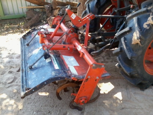 ขายโรตารี่นอก กว้าง 1.40 เมตร ใบเต็ม พร้อมใช้ ใช้กับ KUBOTA ขาด 28 30 34 และ 36 แรงไม่ต้องปรับ