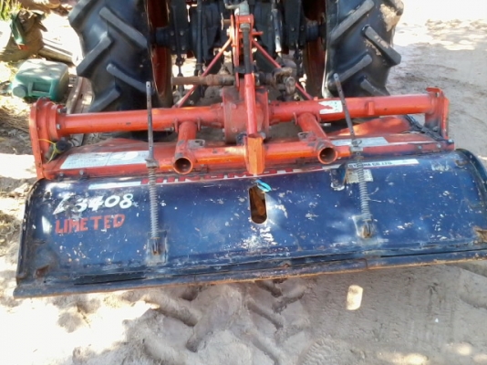 ขายโรตารี่นอก กว้าง 1.40 เมตร ใบเต็ม พร้อมใช้ ใช้กับ KUBOTA ขาด 28 30 34 และ 36 แรงไม่ต้องปรับ