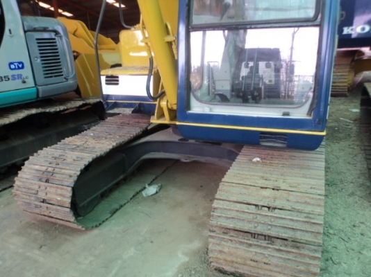 ละอองดาวแทรคเตอร์ ขาย รถแบคโฮ ยี่ห้อ KOBELCO SK 60-3 มือสองเก่าจากนอกสภาพดีราคาถูก พร้อมสำหรับการใช้งาน