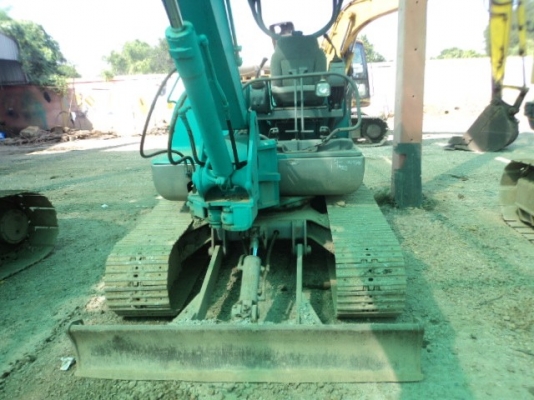 ละอองดาวแทรคเตอร์ ขาย รถแบคโฮ ยี่ห้อ KOBELCO SK 045 มือสองเก่าจากนอกสภาพดีราคาถูก พร้อมสำหรับการใช้งาน