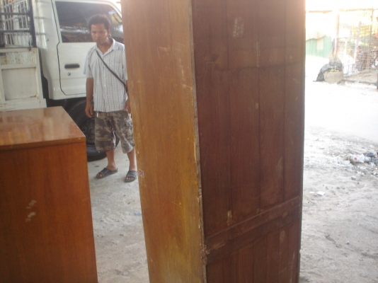 หลินรัชดา 081-585-6957 ตู้กระจกสักโบราณแท้5500บาท