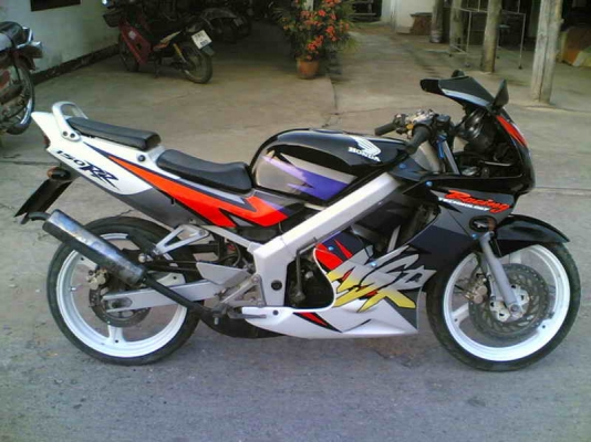 ขาย Honda NSR150RRWเล่มทะเบียนเต็มพร้อมชุดโอนเครื่องสมบูรณ์มาก