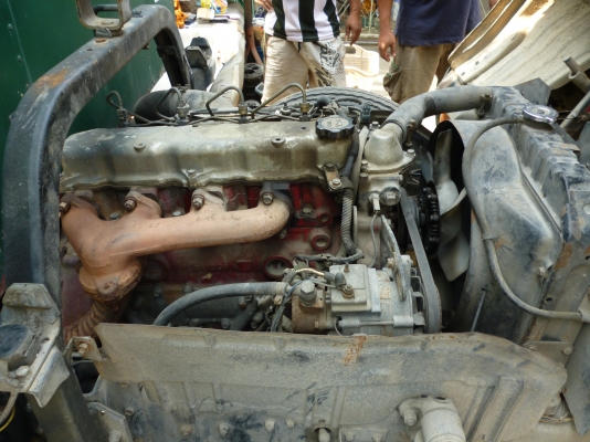 ขายด่วนรถบรรทุกหกล้อกลาง HINO KM779 ขายด่วนรถบรรทุกหกล้อกลาง HINO KM779