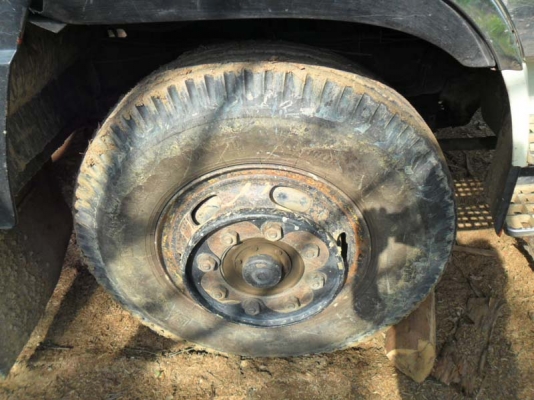 Hino สมอทอง 285 แรง พร้อมหางลาก สภาพพร้อมใช้,ทุกอย่างพร้อมใช้ ราคาต่อรองหน้างาน