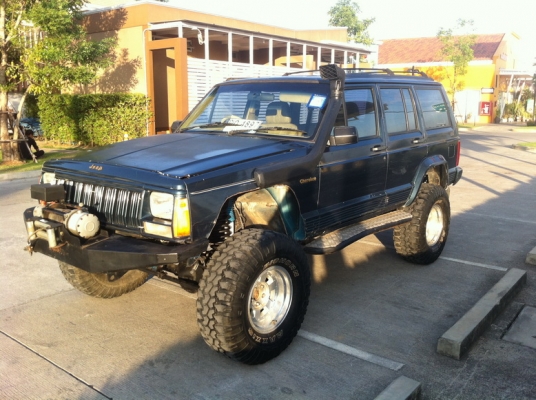 ขาย CHEROKEE 97 ยกเต็มคอยล์สปริงติดแก็สสภาพสุดคุ้ม