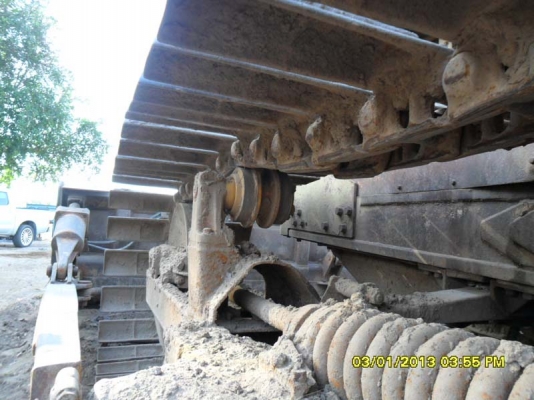 Catterpillar D5B รถแทรคเตอร์ตีนเป้น (รถดันดิน) ช่วงล่างปานกลางขึ้น เครื่องแห้งปั้มแรงดี ไม่มีโหลด เชิญ